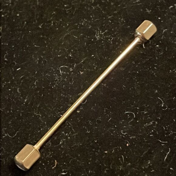 Vintage-1960s-gold tone hexagonal shaped tie tack/lapel pin - Picture 6 of 12